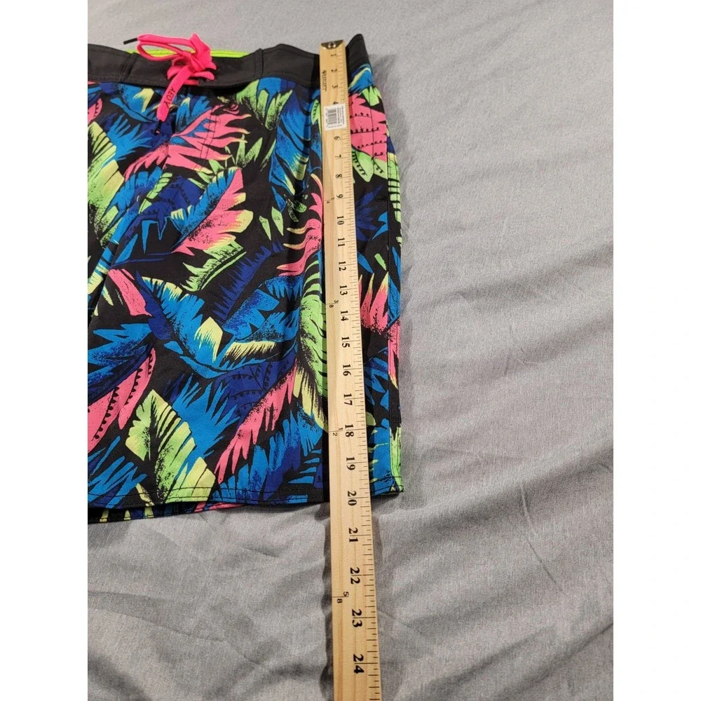 American Eagle Swim‎ Trunks Medium Neon Tropical Board Shorts Beach w/ Pockets